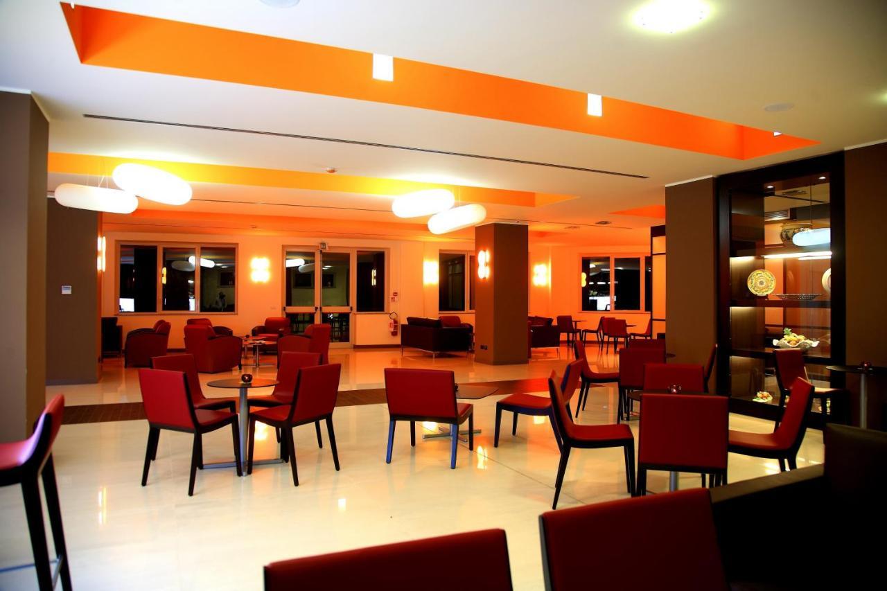 Gh Avalon Sikani Джоиоза-Мареа Экстерьер фото